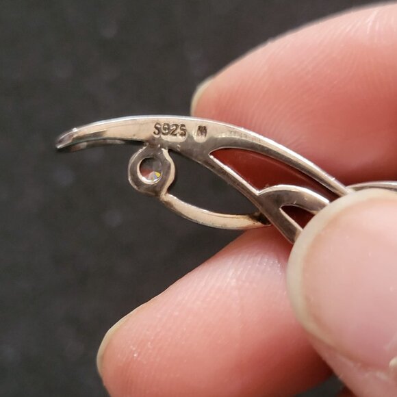 ** FREE ** 925 Sterling Silver Crystal Pendant IF YOU ADD TO BUNDLE - Picture 2 of 2